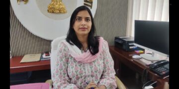 अररिया – ग्रामीण कार्य विभाग ने बीच खेत में बना दिया पुल डीएम ने दिए जांच के आदेश