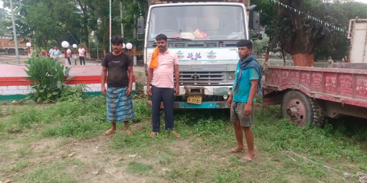 मवेशी तस्करों के खिलाफ कार्रवाई 26 मवेशी जप्त, तीन गिरफ्तार