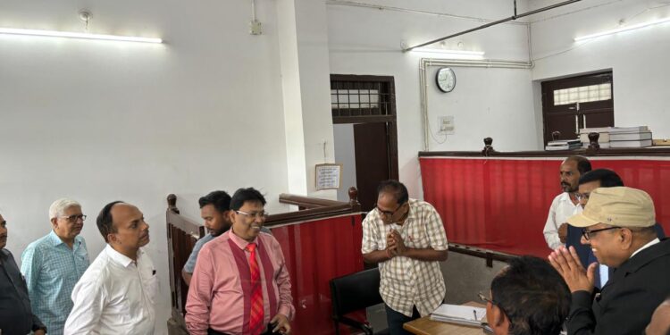 अररिया : राष्ट्रीय लोक अदालत के पटल पर 1444 मामले निपटाये गये