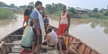 उजुआ गांव के चौर में नाव पलटने से एक 12 वर्षीय किशोरी की डुबने से मौत।