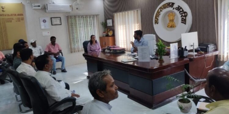 अररिया – निर्वाचक सूची के विशेष संक्षिप्त पुनरीक्षण कार्यक्रम 2025 की बैठक संपन्न