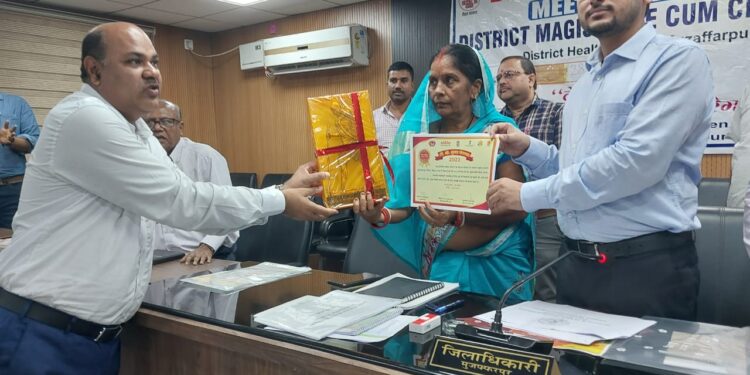 टीबी मुक्त पंचायत के लिए समेकित प्रयास की जरूरत: जिलाधिकारी