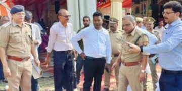 विजेथुआ धाम-कालनेमी वध स्थल- हनुमान जयंती के अवसर पर 25अक्टूबर को ले 300 सफाई कर्मियों का जत्था सफाई में जुटा