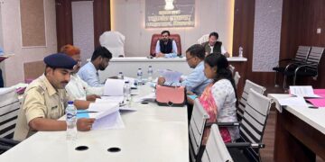 किशनगंज – अनुसूचित जाति और जनजाति का उत्पीड़न क्यों जारी है, 32.30 लाख रुपये से अधिक मुआवजे के भुगतान का डीएम ने दी स्वीकृति 