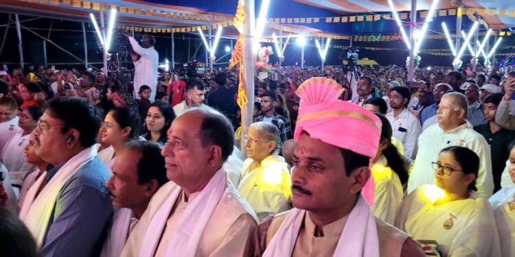 अररिया – चौथे दिन ज्योर्तिलिंगम महाआरती में उमड़ रहे सैलाब