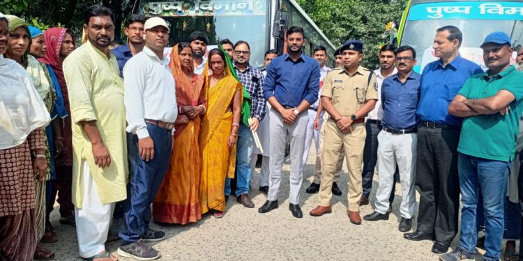 अररिया – 40 मत्स्य कृषकों को सुपौल के लिए भ्रमण दर्शन सह प्रशिक्षण कार्यक्रम के लिए रवाना किया गया