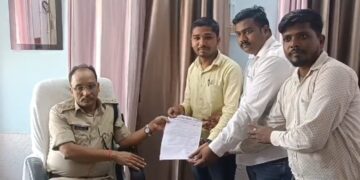 अररिया – पुलिस बनी नेताओं की कठपुतली: पत्रकार पर हमले के बावजूद कोई कार्रवाई नहीं