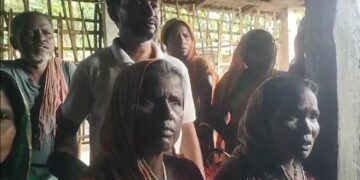 पलासी थाना क्षेत्र के अंतर्गत पिपरा बिजवार पंचायत में बाढ़ पीड़ितों से अवैध वसूली का मामला सामने आया है