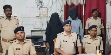 अमौर/पूर्णिया – पैसा गबन मामले में 23 हजार रुपए के साथ बीएम अमोद कुमार सहित अन्य दो व्यक्ति को किया गिरफ्तार