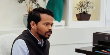 बिहार -किशनगंज:गृह प्रसव मुक्त पंचायत अभियान में उदासीनता पर डीएम किशनगंज ने की समीक्षा 