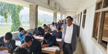 रानीगंज – कलावती स्नातक महाविद्यालय में कदाचार मुक्त वातावरण में परीक्षा शुरू