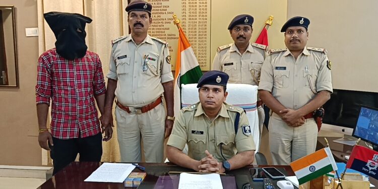 अररिया पुलिस के लिए राहत, टॉप टेन शातिर अपराधी आशीष कुमार पोद्दार गिरफ्तार