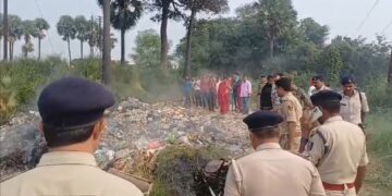 नवादा में बाइक और एक आदमी का जला हुआ नवादा पुलिस ने किया बरामद