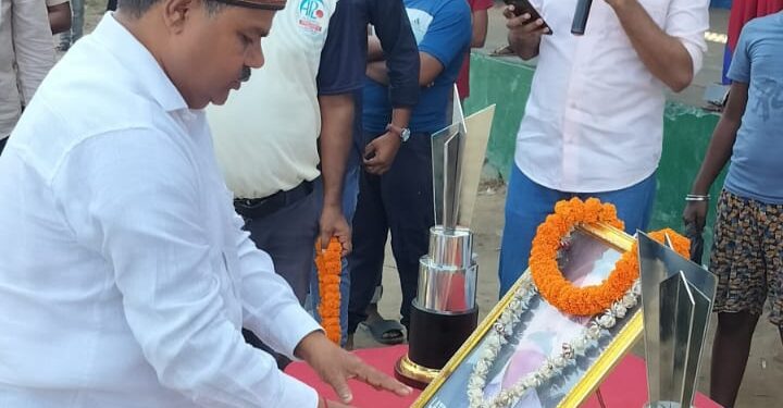 अररिया – स्वर्गीय बासुकी प्रसाद जायसवाल मेमोरियल क्रिकेट टूर्नामेंट (अररिया प्रीमियर लीग -2) का भव्य शुरुआत