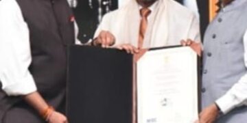 गोवा -आईएफएफआई 2024 में अभिनेता विक्रांत मैसी को ‘इंडियन फिल्म पर्सनैलिटी ऑफ द ईयर’ पुरस्कार प्रदान किया गया