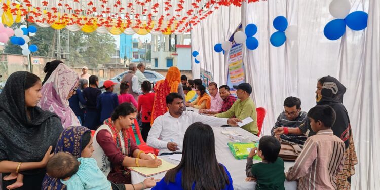 शहरी स्वास्थ्य केंद्र जमादार टोला बेतिया में पुरुष नसबंदी पखवाड़ा मेला का हुआ आयोजन