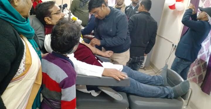 नरपतगंज/अररिया – स्वर्गीय परशुराम सिंह की 32वीं पुण्यतिथि पर रक्तदान शिविर का आयोजन