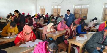 रानीगंज – कलावती नगर रानीगंज में सी.बी.सी.एस. स्नातक प्रथम सेमेस्टर की परीक्षा शांतिपूर्ण संपन्न