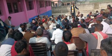 कुशेश्वरस्थान /दरभंगा :- सुघराईन पंचायत वासियों की एक बैठक।