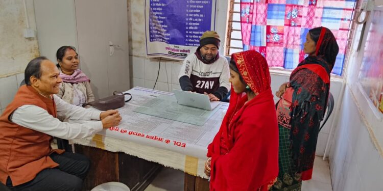 प्रसव पूर्व गर्भवती महिलाओं की चार बार एएनसी जांच जरूरी है: डॉ तिवारी