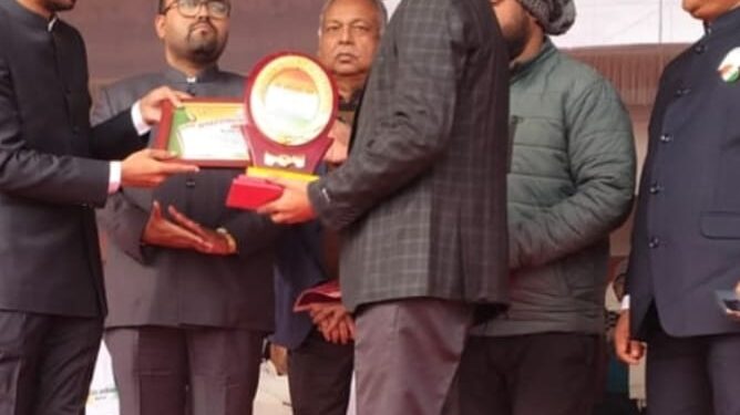 गणतंत्र दिवस को स्वास्थ्य सेवाओं और यूडीआईडी कार्ड निर्माण के उत्कृष्ट कार्यों ने कैसे किया गौरवान्वित