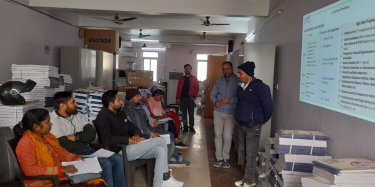 एचडब्लूसी के सुदृढीकरण एवं एनक्वास प्रमाणीकरण को लेकर सीएचओ का हुआ प्रशिक्षण