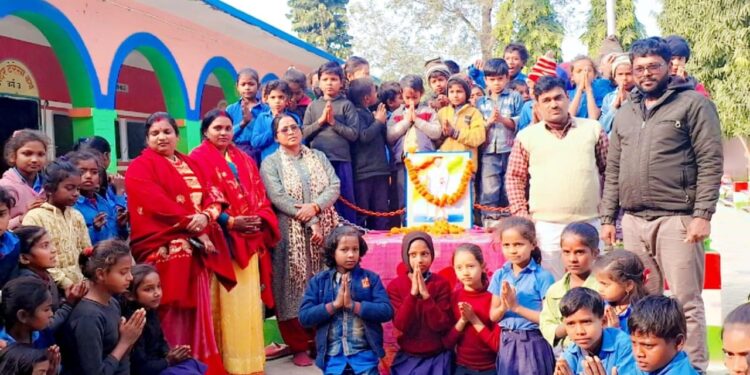 राष्ट्रपिता महात्मा गांधी की पुण्यतिथि शहीद दिवस के रूप में मनाया गया