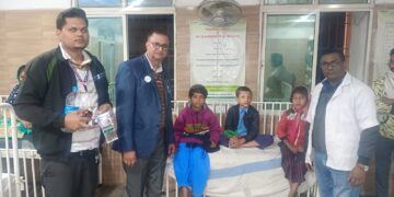 दवा खाने के बाद उल्टी या चक्कर आने पर घबराए नहीं यह फाइलेरिया परजीवी के मरने का है एक शुभ संकेत है