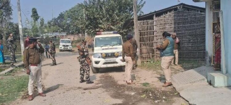 भूमि विवाद में चली गोली एक घायल