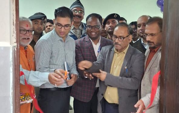 जिले में मुख्यमंत्री बालिका कैंसर प्रतिरक्षण योजना के तहत टीकाकरण की हुई शुरूआत