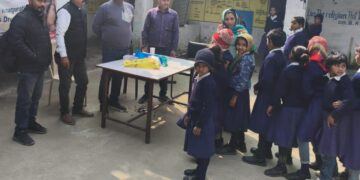 आईडीए के दौरान प्रतिकूल प्रभाव से बचाव को आशा को उपलब्ध कराया गया इमरजेंसी किट