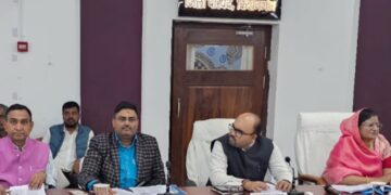 किशनगंज, बिहार -बाढ़ सुरक्षात्मक कार्य, अवैध खनन, मिड डे मील में गड़बड़ीसे जिला परिषद सदस्यों में क्षोभ