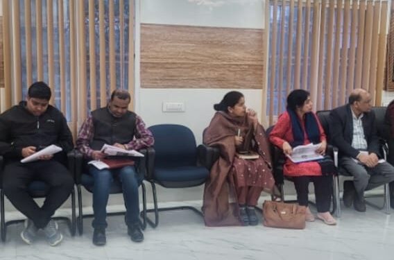 पुनर्वास केंद में गंभीर रूप से अति कुपोषित बच्चों के एडमिशन की स्थिति बहुत कम होने के कारण सभी बाल विकास परियोजना पदाधिकारी को गंभीर रूप से अतिकुपोषित बच्चों को पोषण पुनर्वास केंद में एडमिट कराने का डीएम ने दिया निदेश