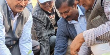 विश्व मातृ भाषा दिवस पर वृक्षारोपण, पर्यावरण संरक्षण का संदेश