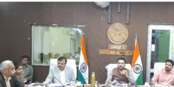 सुलतानपुर, उत्तर प्रदेश- स्वास्थ्य विभाग की योजनाओं में शिथिलता नहीं बरतने का डीएम ने दिया निदेश