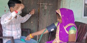 कैंसर जागरूकता एवं स्वास्थ्य जांच शिविर का आयोजन