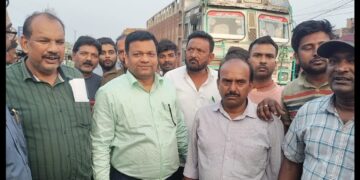 अररिया में स्कूल परिसर में सूखे पेड़ की टहनी गिरने से एक छात्रा की मौत, दूसरी घायल