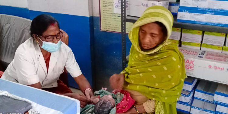 बच्चों को डिप्थीरिया सहित अन्य कई संक्रामक रोगों से बचाता है डीपीटी का टीका