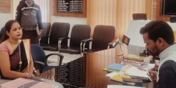 प्रत्येक शुक्रवार को 10.30बजे से समाहरणालय स्थित अपने कार्यालय वेश्म में लोगों से रुबरू होते हैं डीएम