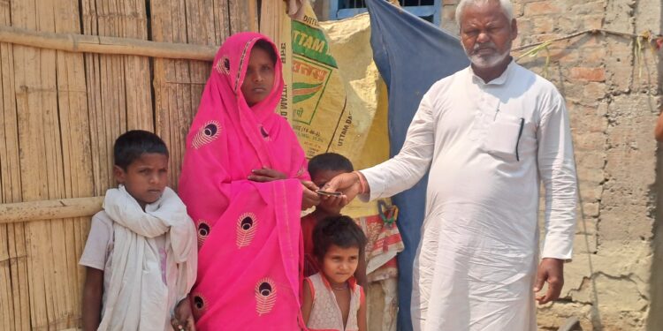 गरीबों का मसीहा” शब्द को किया चरितार्थ