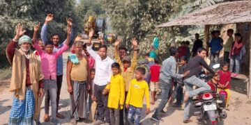 भरगामा – महथावा-सुपौल सड़क बदहाल: नाराज ग्रामीणों का फूटा गुस्सा, जल्द मरम्मत की मांग