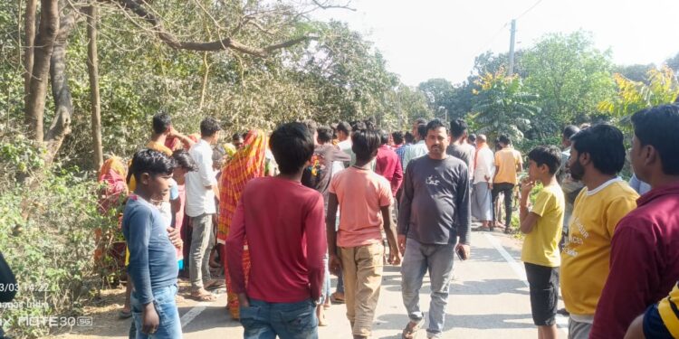 अररिया – बथनाहा थाना क्षेत्र में बड़ी घटना : बंधन बैंक कर्मी से डेढ़ लाख रुपये लूटे