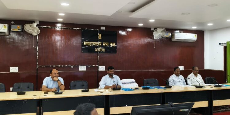 अररिया – एईएस व जेई से बचाव को लेकर जिला प्रशासन सतर्क, समन्वय समिति की बैठक सम्पन्न