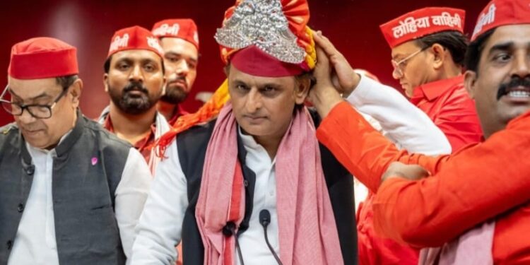 लखनऊ -सपनों को सच करने के लिए, अपना-अपना कर्तव्य निभाएं : अखिलेश यादव