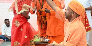 गोरखपुर -मुख्यमंत्री ने गीडा में सुपर मेगा प्रोजेक्ट के अन्तर्गत केयान डिस्टिलरी प्रालि के प्लाण्ट का लोकार्पण किया