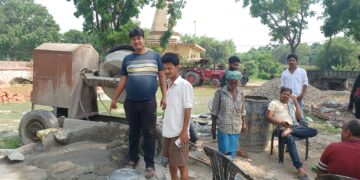 सुपौल – बिहार मेडिकल सर्विसेज एंड इंफ्रास्ट्रक्चर कॉरपोरेशन द्वारा हेल्थ एंड वेलनेस सेंटर के निर्माण में गुणवत्ता के साथ हो रहा खिलवाड़ ।