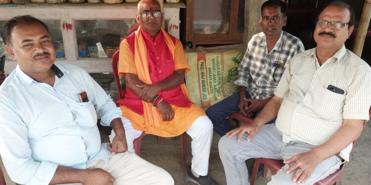 सरकारी शिक्षा प्रणाली पर भारी निजी कोचिंग संस्थान, शिक्षक बने खुद ही विकल्प