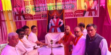 सम्राट अशोक की जयंती पर निकली भव्य शोभा यात्रा