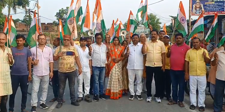 ऑपरेशन सिंदूर की सफलता पर छातापुर में तिरंगा यात्रा,सुपौल नगर परिषद अध्यक्ष सह भाजपा नेता राघवेंद्र झा राघव के नेतृत्व में देशभक्ति का दिखा उत्साह।