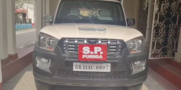 रुपये के लालच में एक दारोगा और दो सिपाही पहुंच गया जेल 1 लाख 10 हजार रुपये जब्त